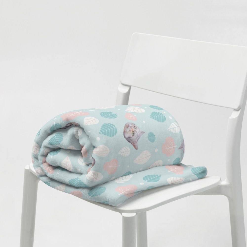 Furry Friend Blanket: Customized Pet Portrait - Winter Color | 個人化寵物毛氈(冬色) - Image 7